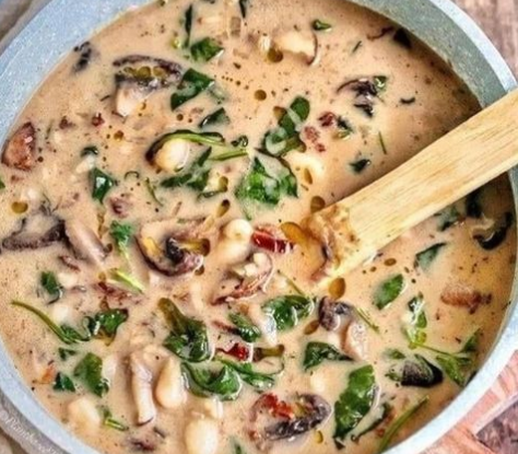 Vegan Creamy Mushroom, Sun-Dried Tomatoes, Spinach and White Bean Soup